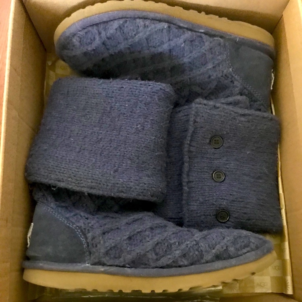 Women’s size 7 UGG